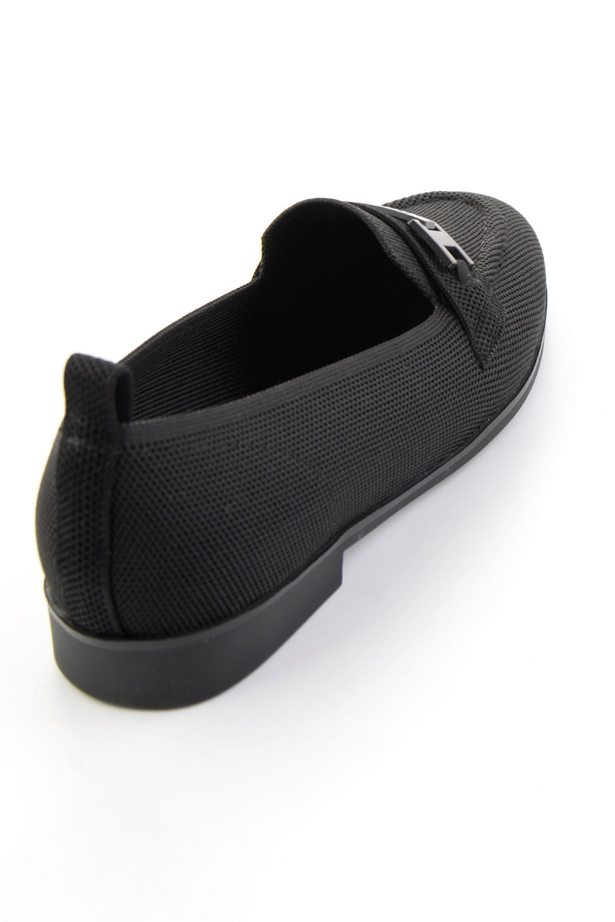 Siyah  Kadın Loafer Ayakkabı K01327025282
