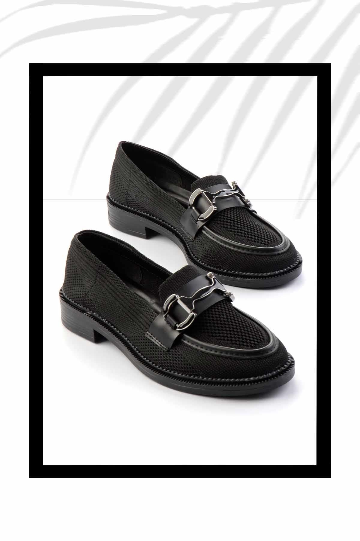 Siyah  Kadın Loafer Ayakkabı K01362245682