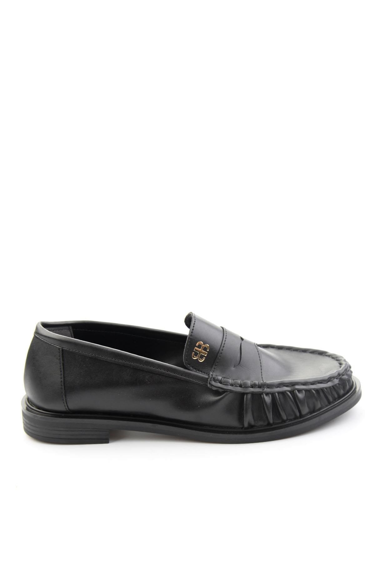 Siyah  Kadın Loafer Ayakkabı K01503728309