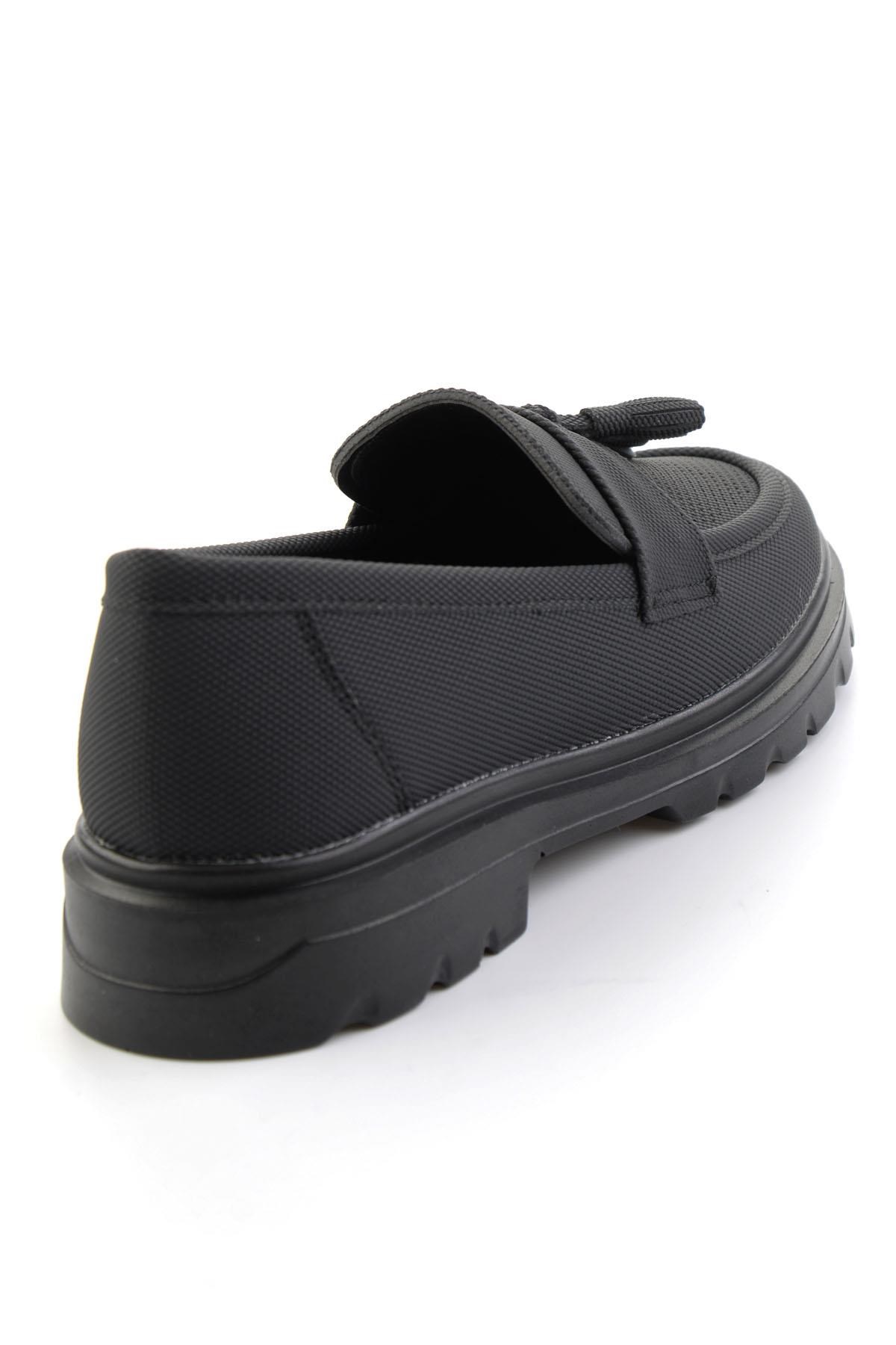 Siyah  Kadın Loafer Ayakkabı K01536105137