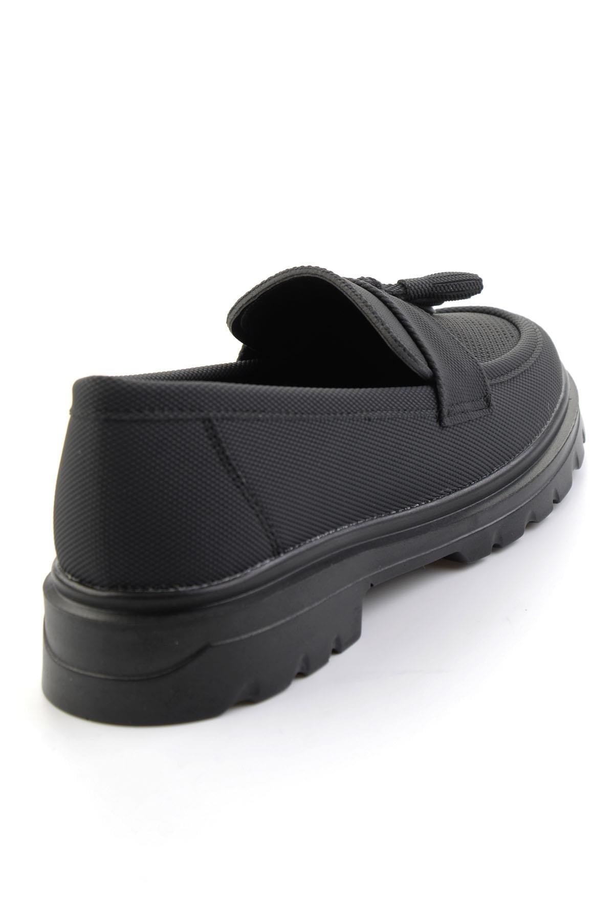 Siyah  Kadın Loafer Ayakkabı K01536105137