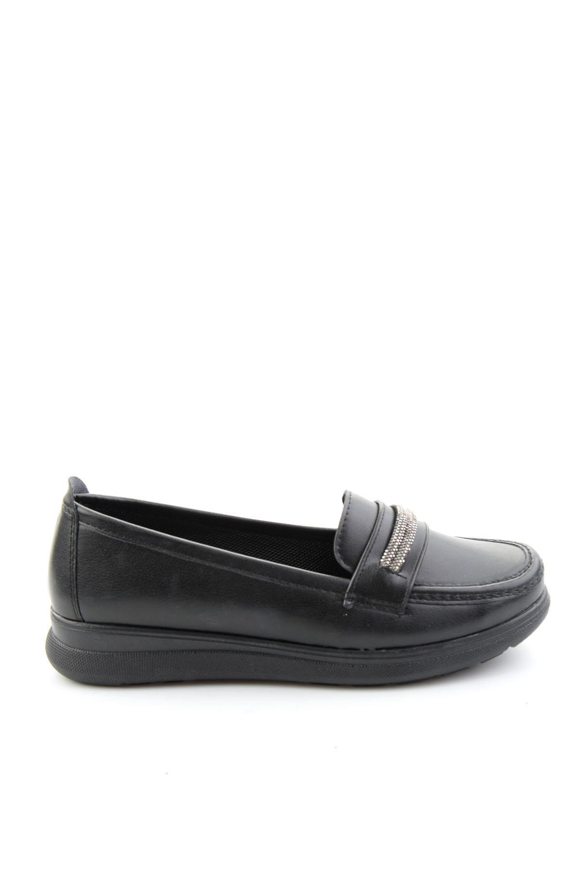 Siyah  Kadın Loafer Ayakkabı K01536105809