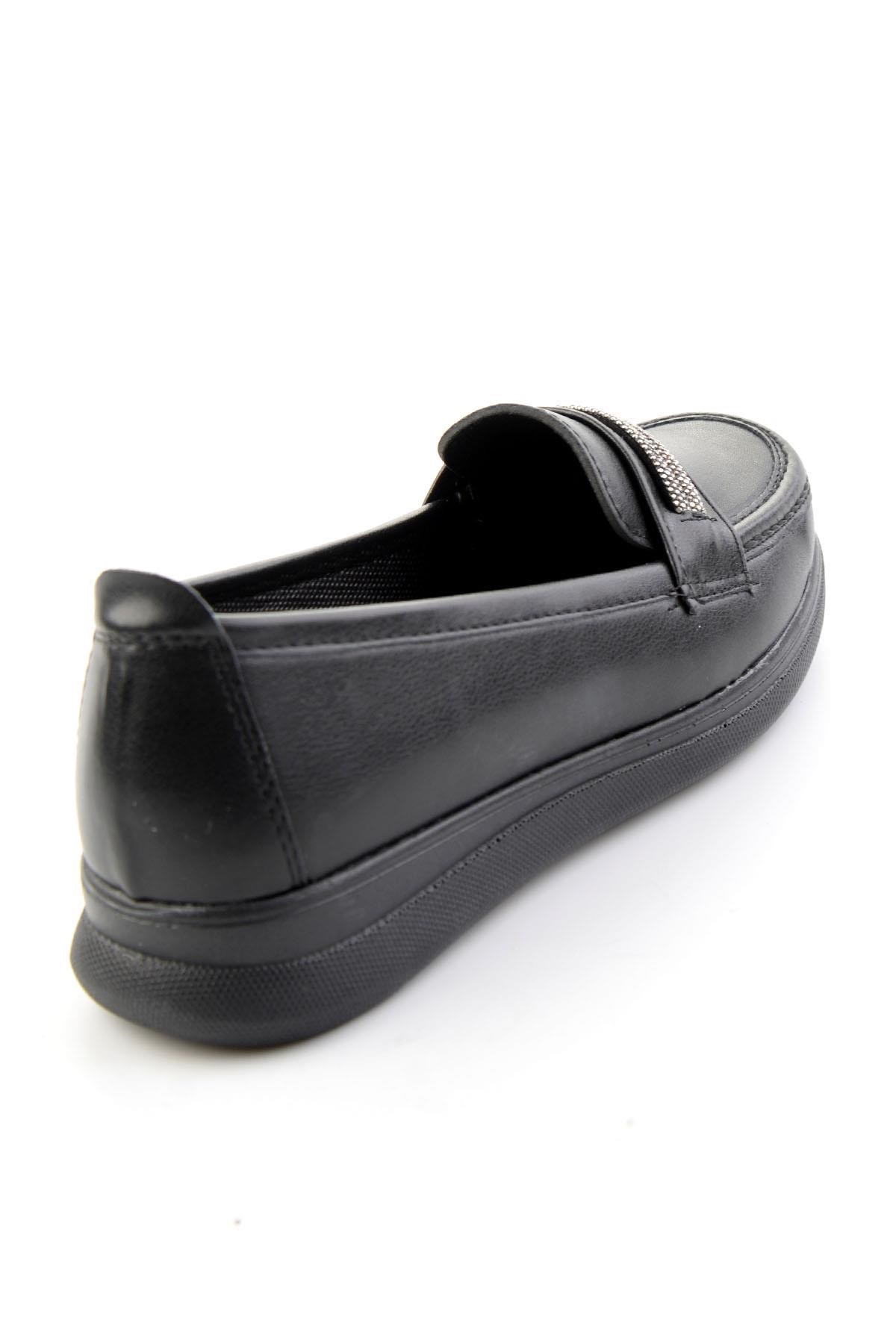 Siyah  Kadın Loafer Ayakkabı K01536105809