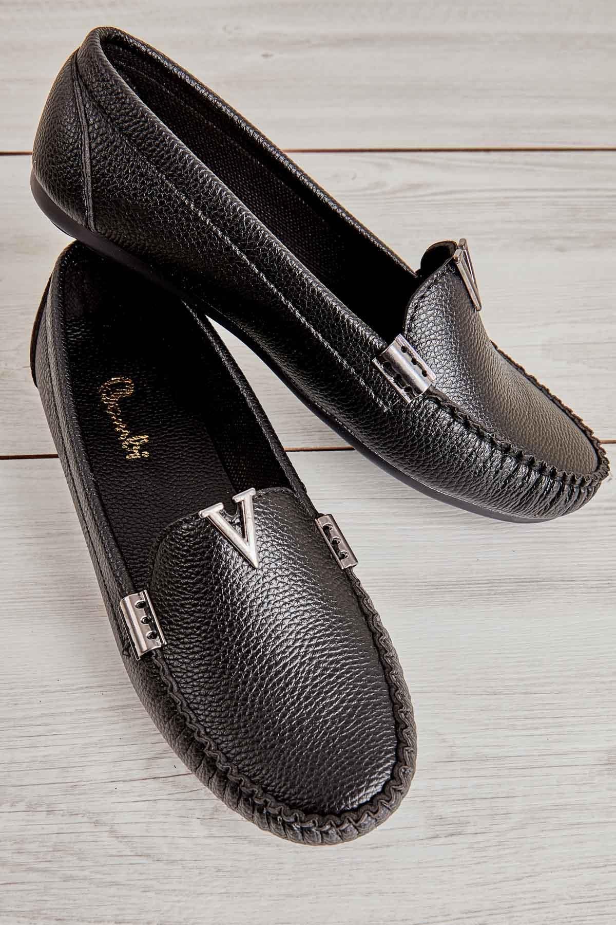 Siyah  Kadın Loafer Ayakkabı K01542055509