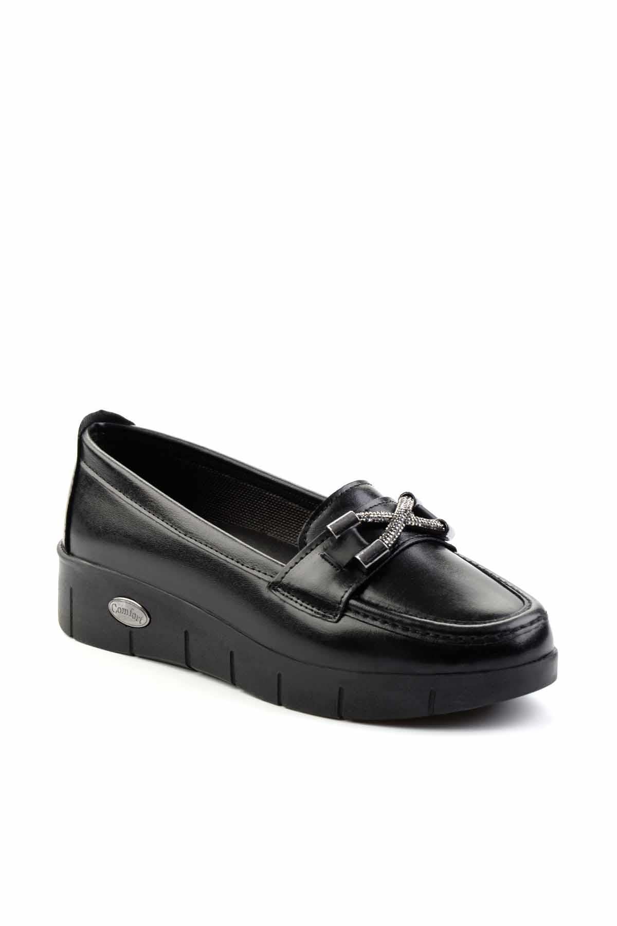 Siyah  Kadın Loafer Ayakkabı K01621056009