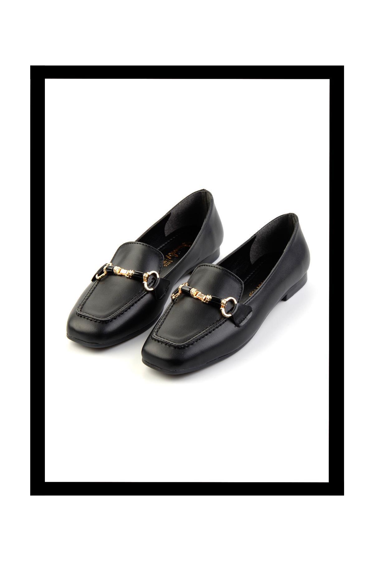 Siyah  Kadın Loafer Ayakkabı K01641016509