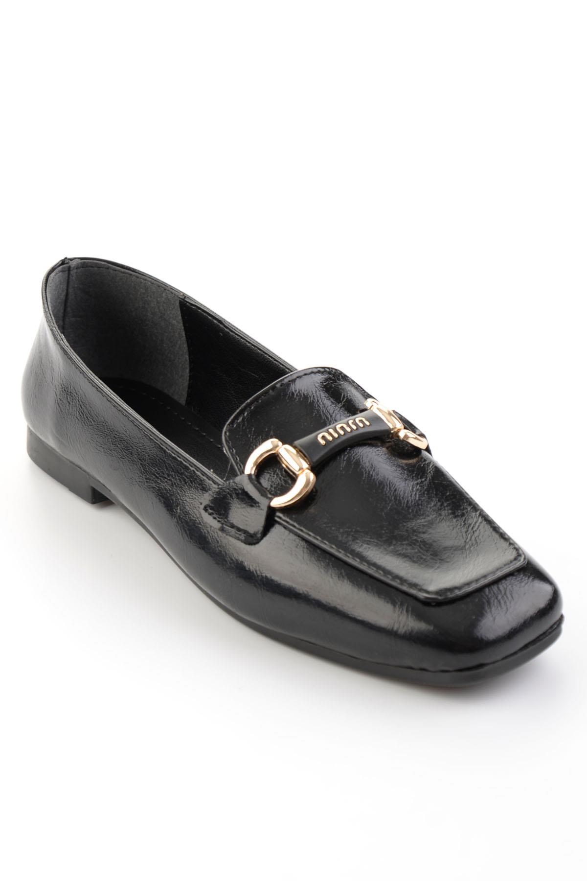 Siyah  Kadın Loafer Ayakkabı K01641023042