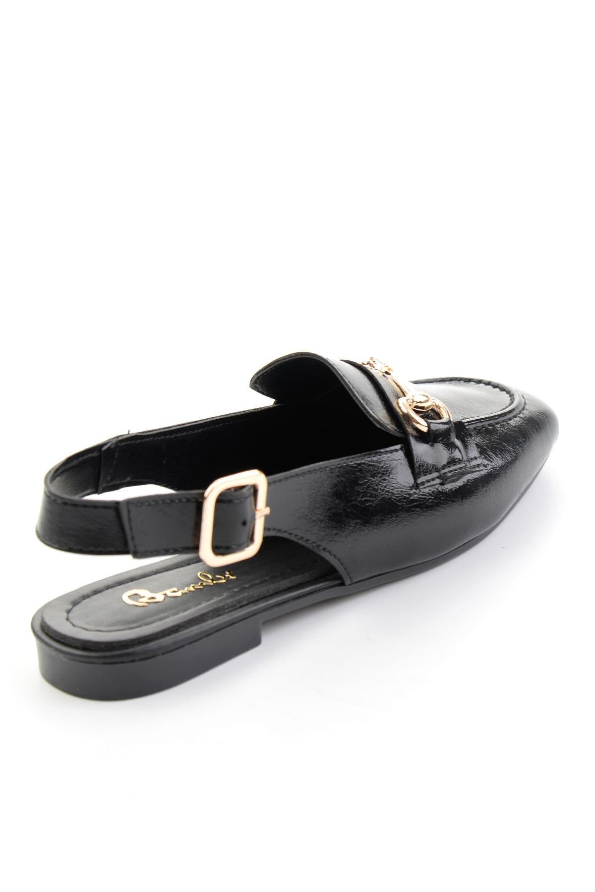 Siyah  Kadın Loafer Ayakkabı K01641023142