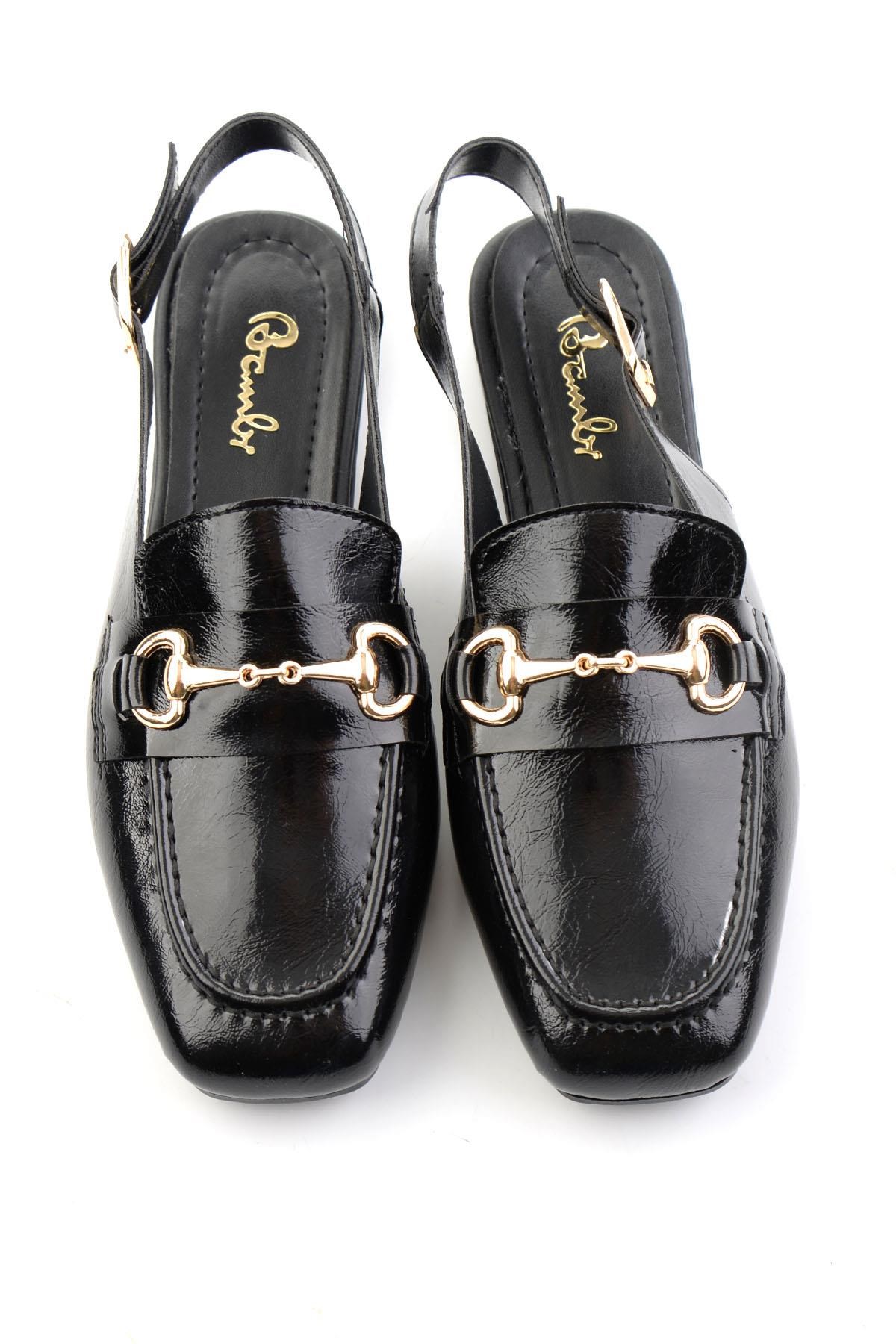 Siyah  Kadın Loafer Ayakkabı K01641023142