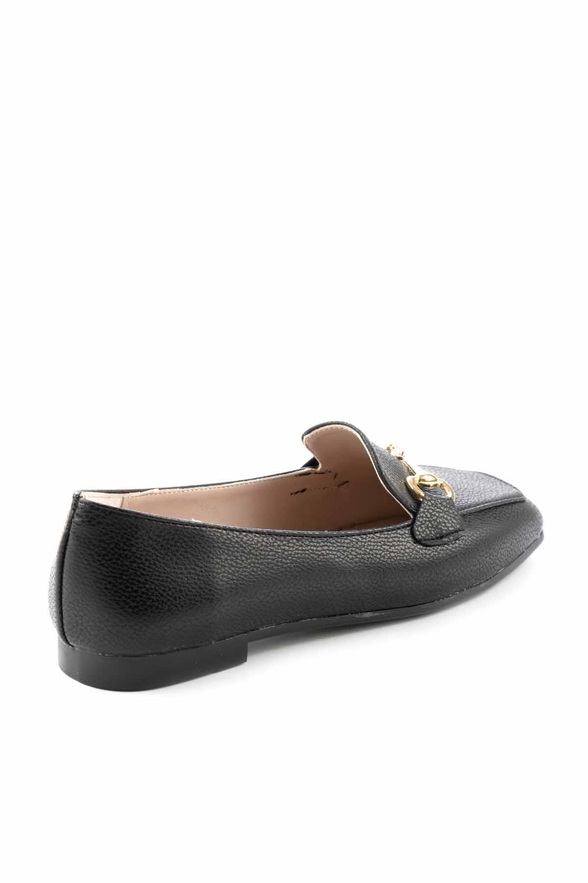 Siyah  Kadın Loafer Ayakkabı K01641165409