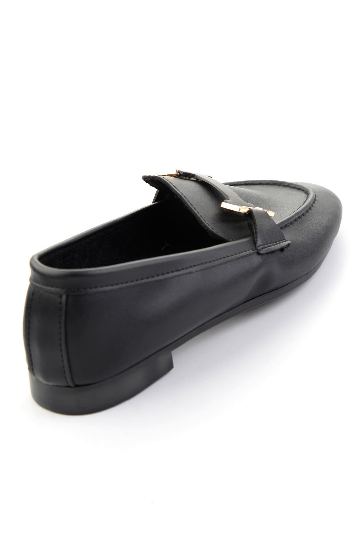 Siyah  Kadın Loafer Ayakkabı K01688012209