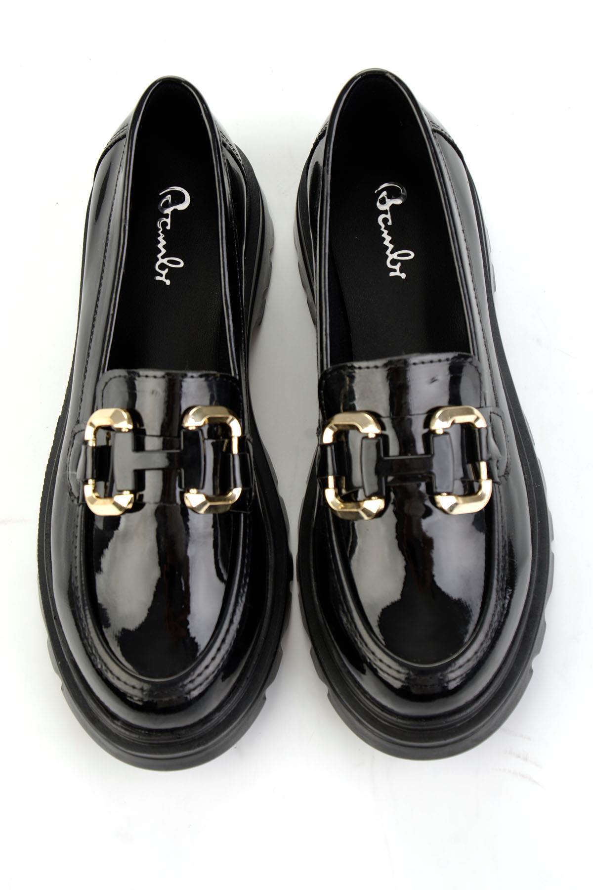 Siyah  Kadın Loafer Ayakkabı K01823060998