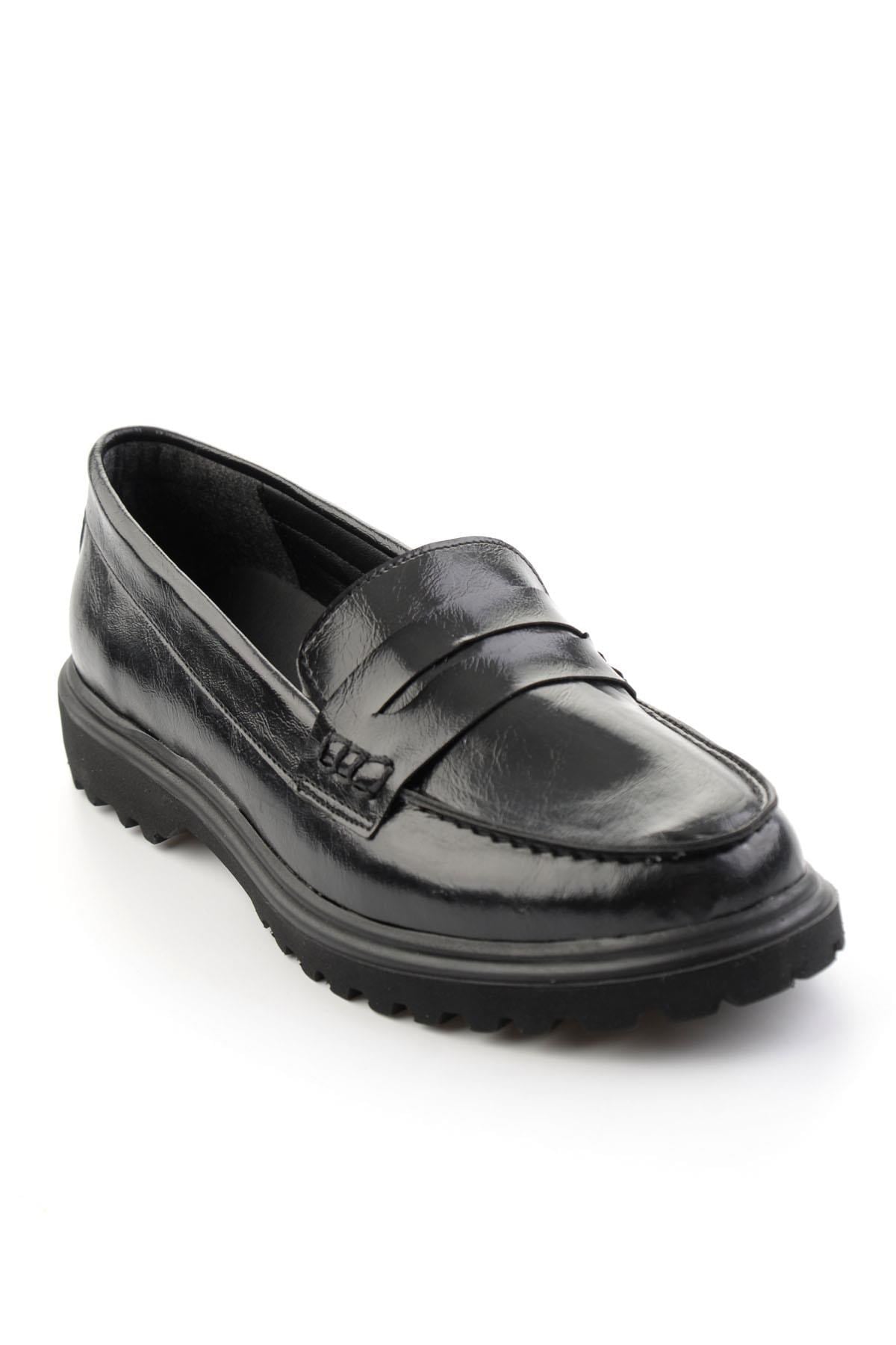 Siyah  Kadın Loafer Ayakkabı K01936051009