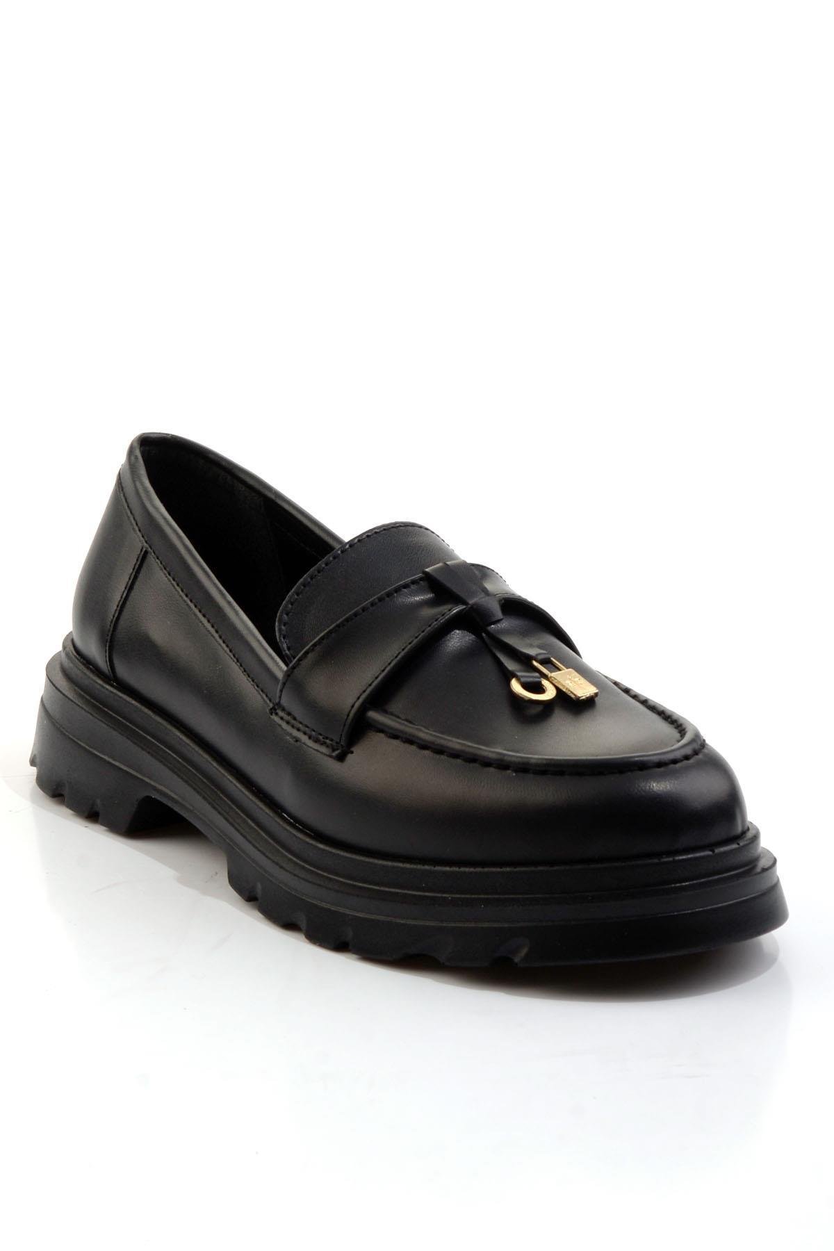Siyah  Kadın Loafer Ayakkabı K01997010809