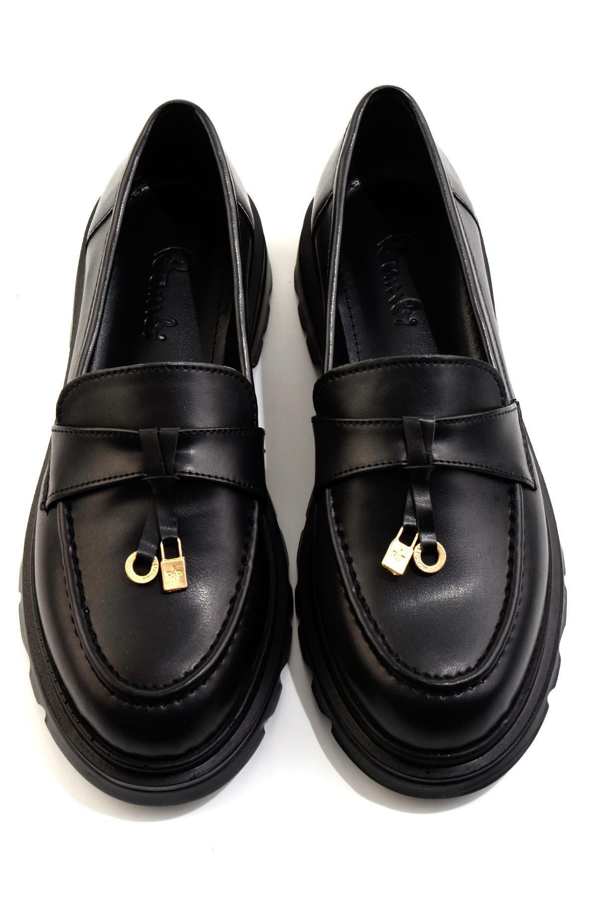 Siyah  Kadın Loafer Ayakkabı K01997010809