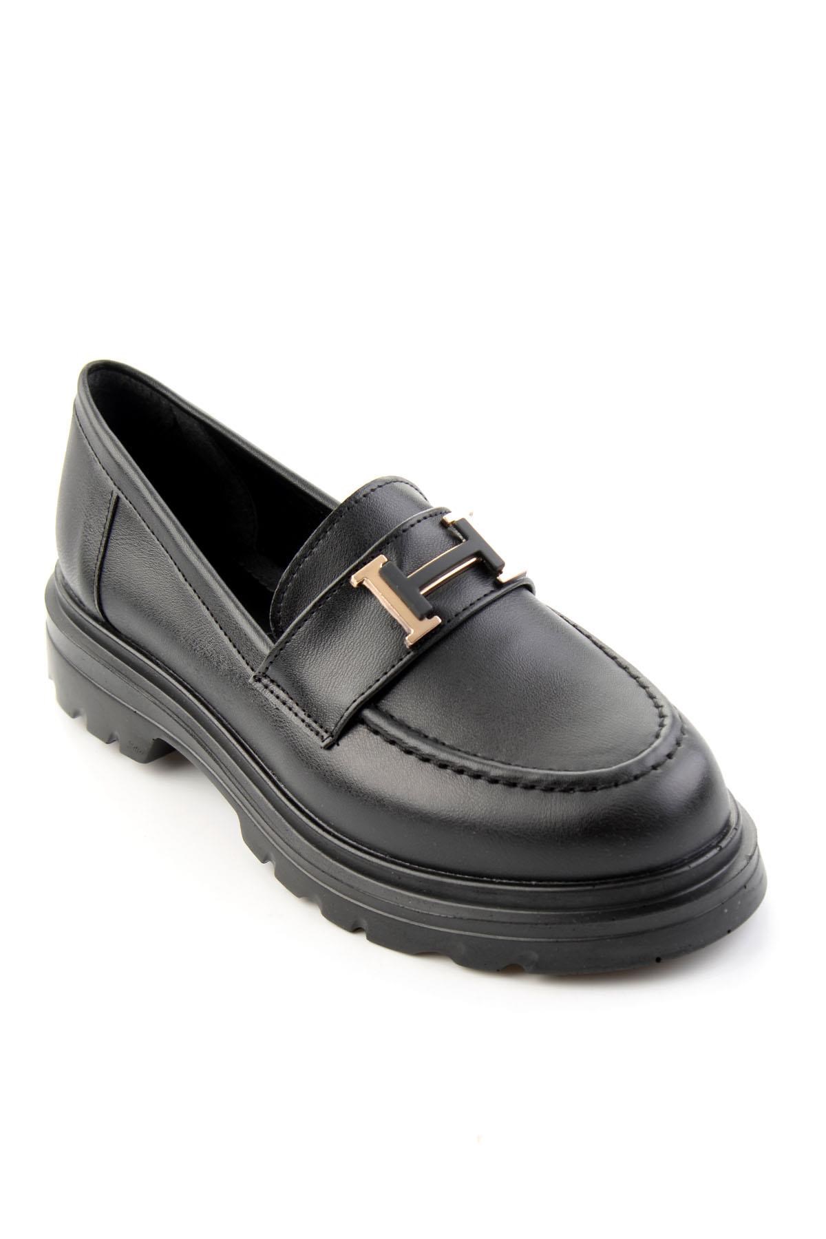 Siyah  Kadın Loafer Ayakkabı K01997011309
