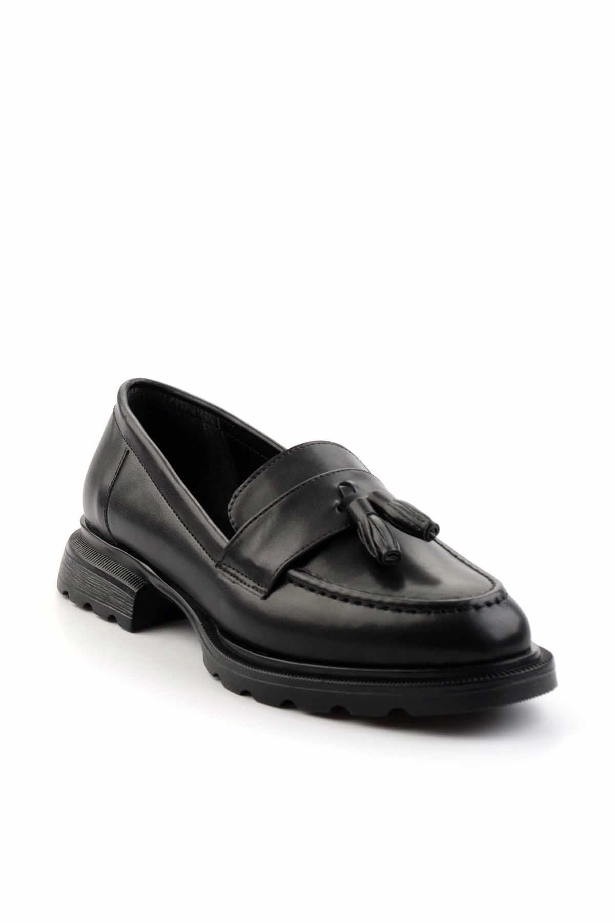 Siyah  Kadın Loafer Ayakkabı K01997027509