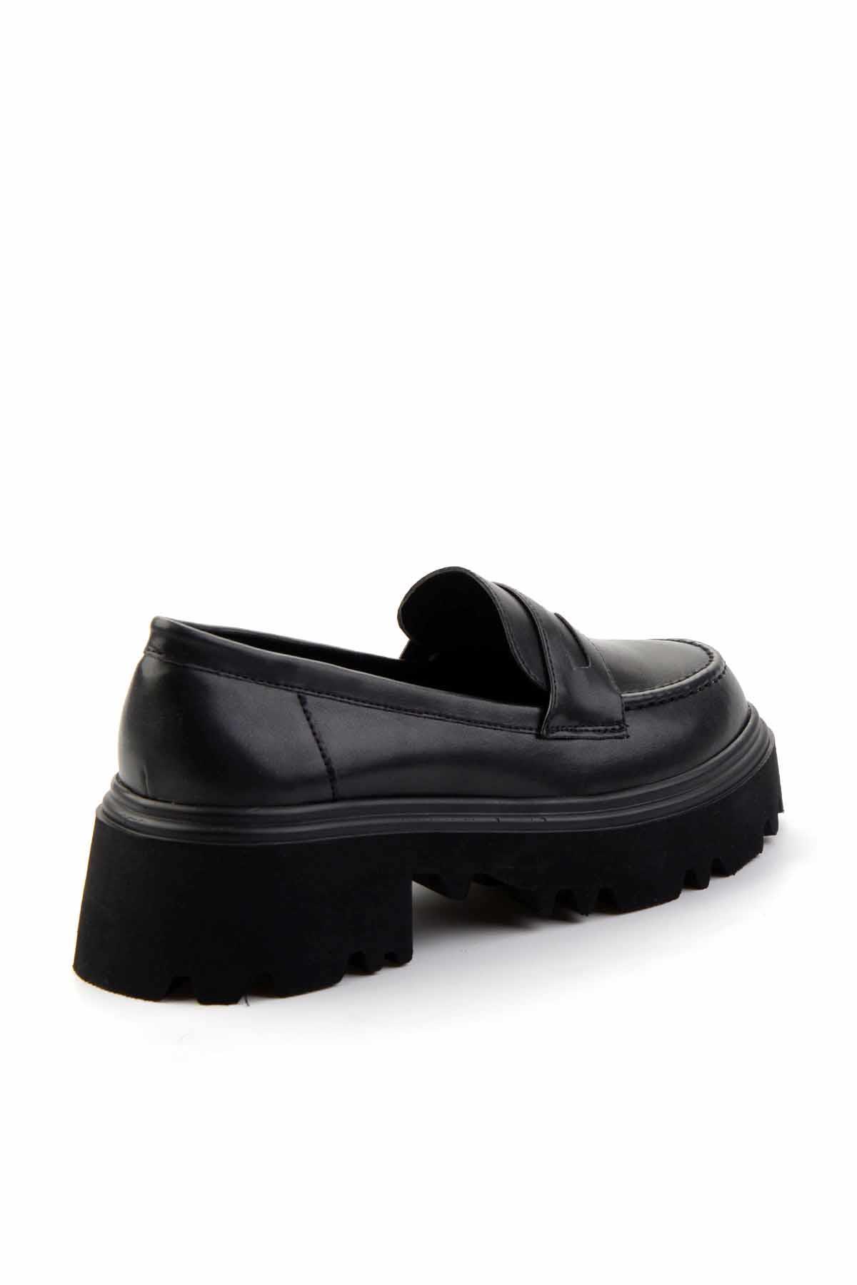 Siyah  Kadın Loafer Ayakkabı K01997028009