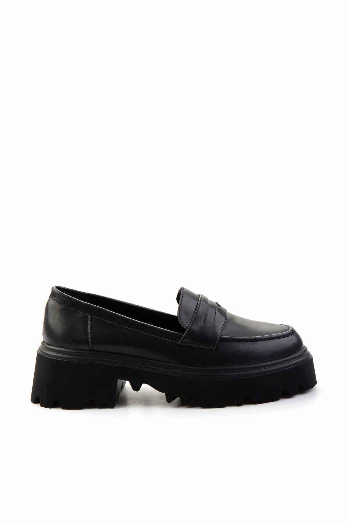 Siyah  Kadın Loafer Ayakkabı K01997028009