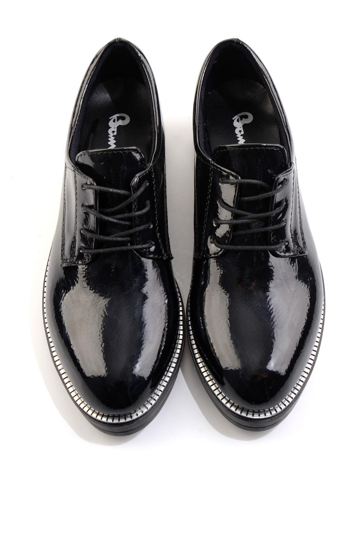 Siyah  Kadın Oxford Ayakkabı K01257068112