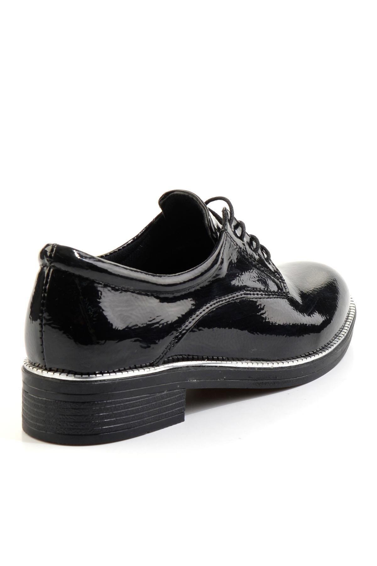 Siyah  Kadın Oxford Ayakkabı K01257068112