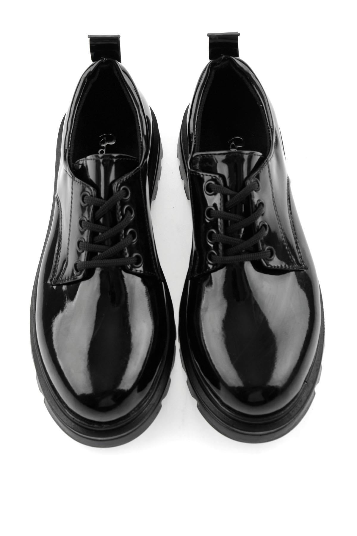 Siyah  Kadın Oxford Ayakkabı K01823060798