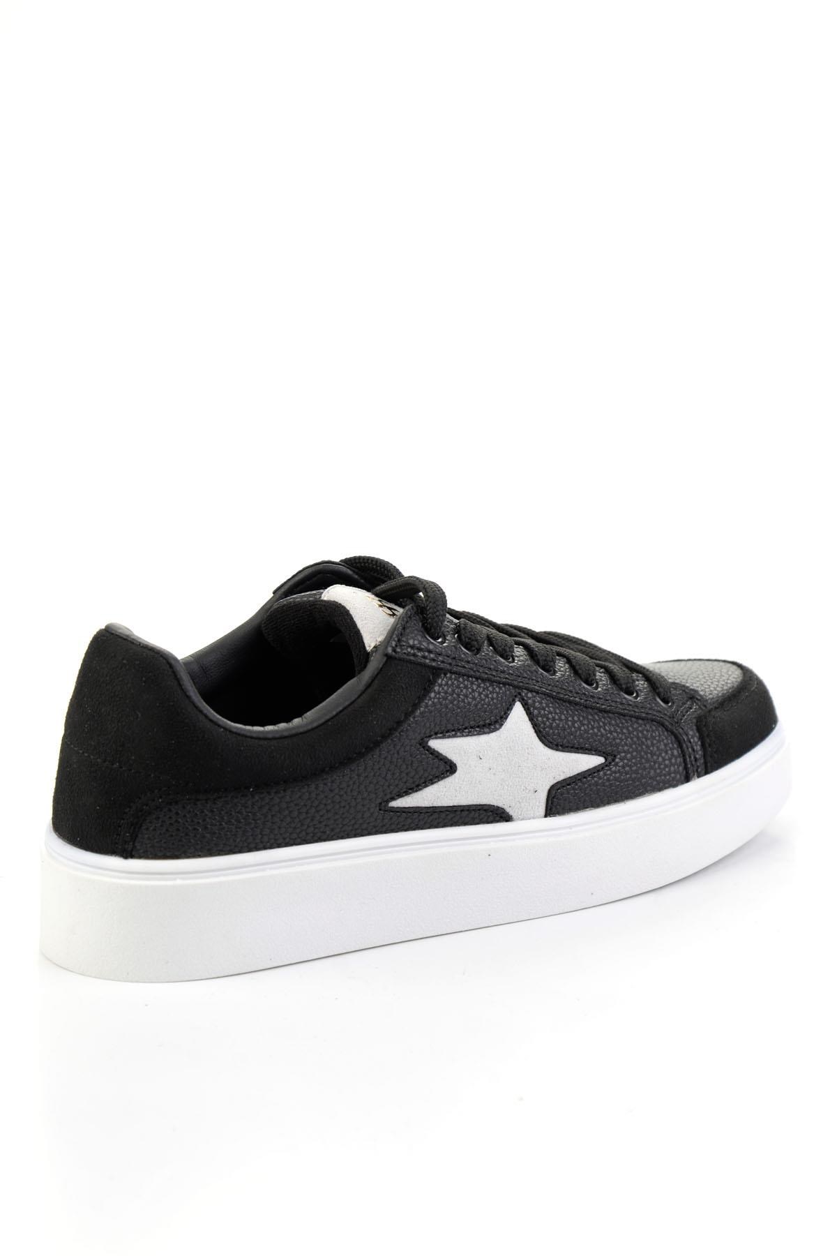 Siyah  Kadın Sneaker K01027060009