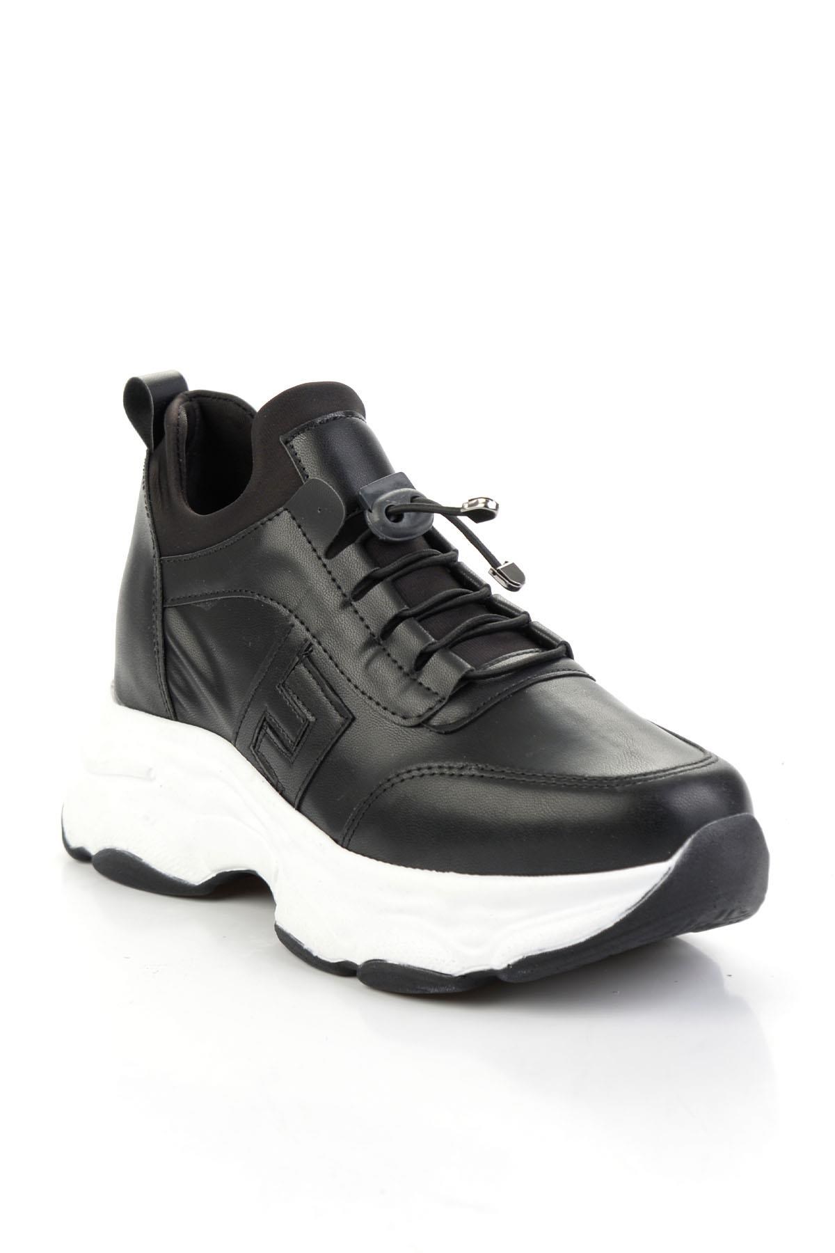 Siyah  Kadın Sneaker K01093400409
