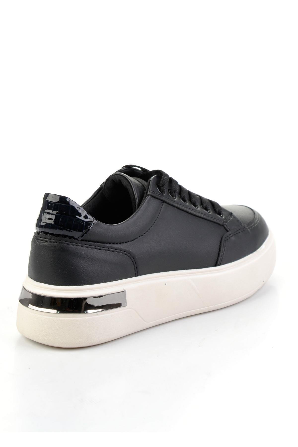 Siyah  Kadın Sneaker K01179301909