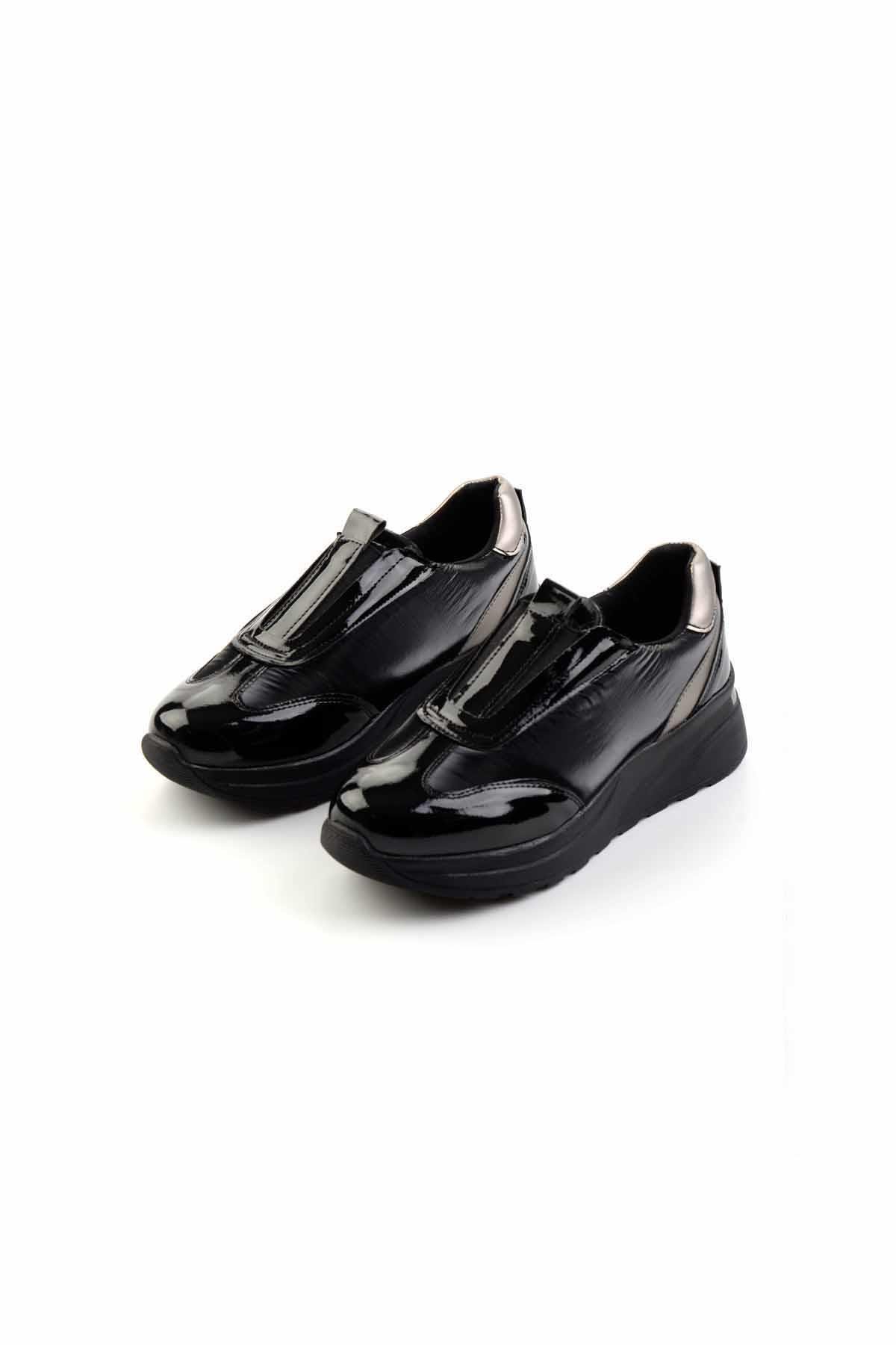 Siyah  Kadın Sneaker K01179753967