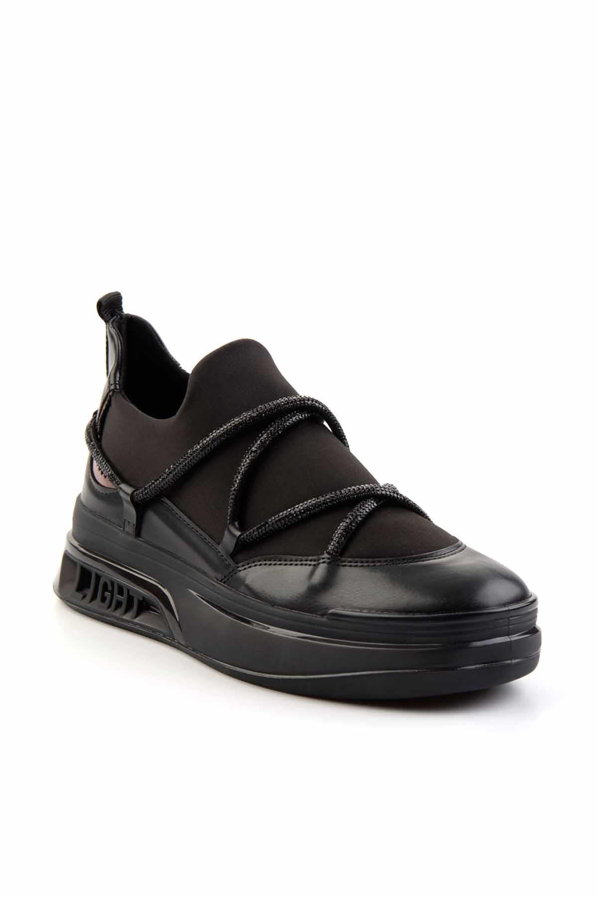 Siyah  Kadın Sneaker K01212040517