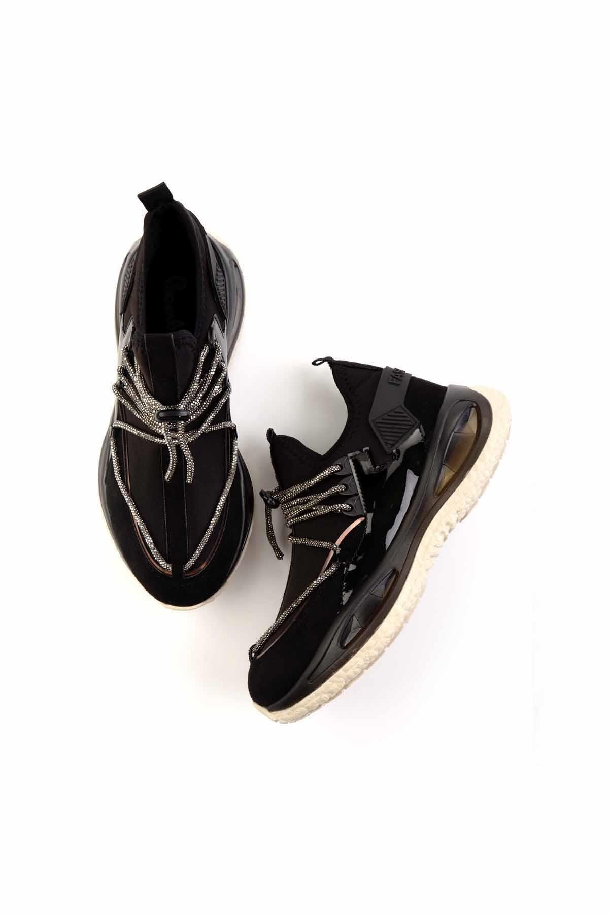 Siyah  Kadın Sneaker K01212040717