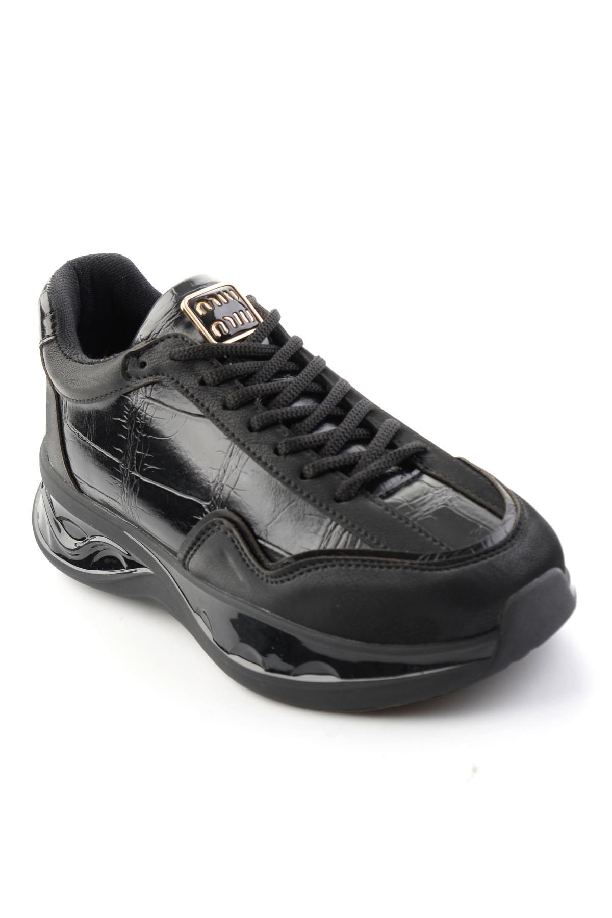 Siyah  Kadın Sneaker K01228092109