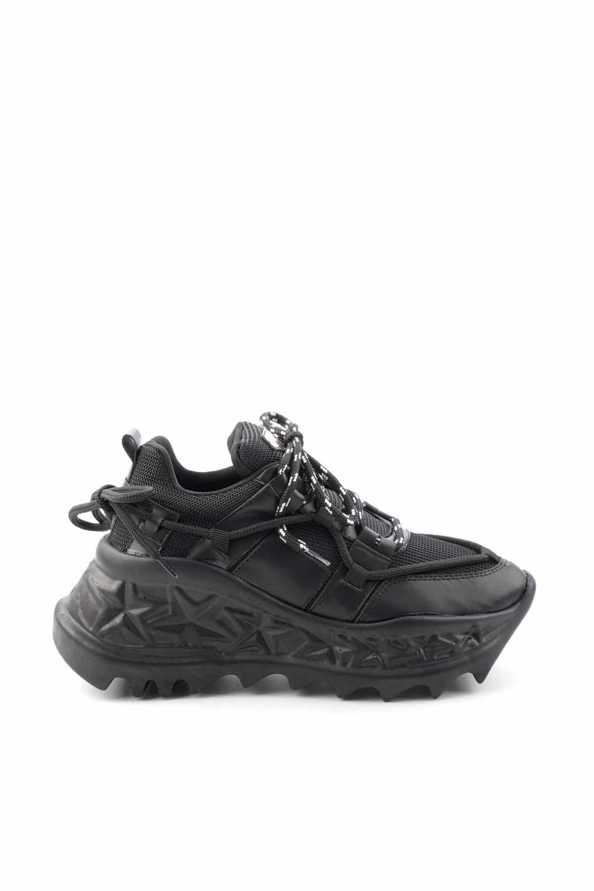 Siyah  Kadın Sneaker K01234020609