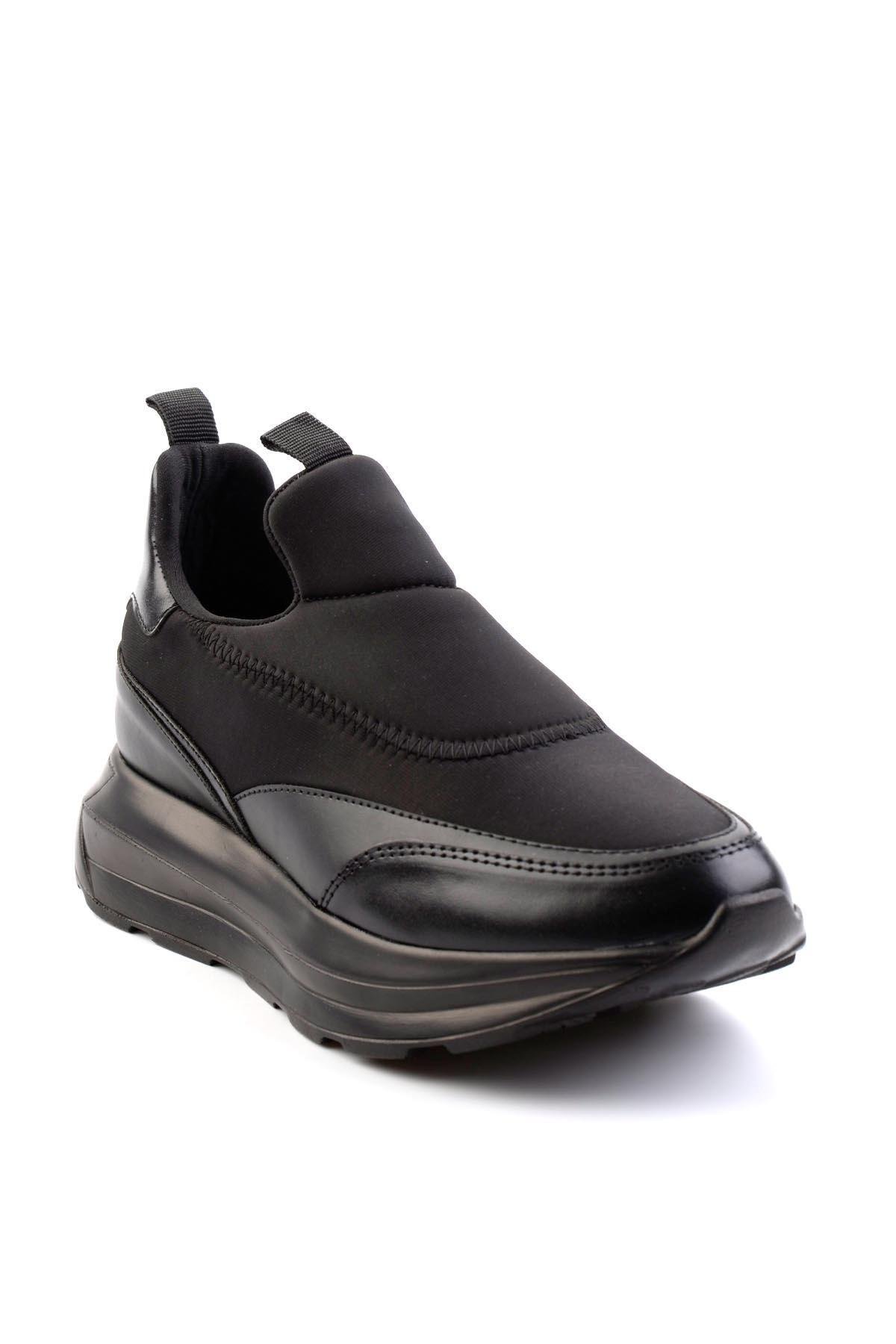 Siyah  Kadın Sneaker K01234073017