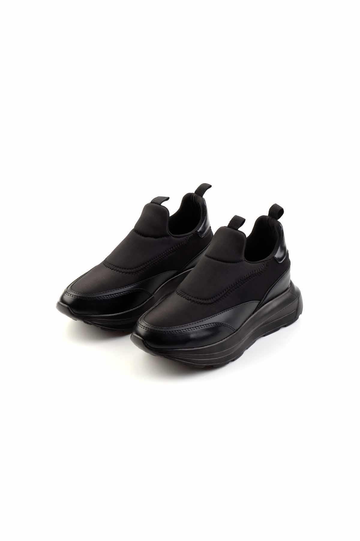 Siyah  Kadın Sneaker K01234073017