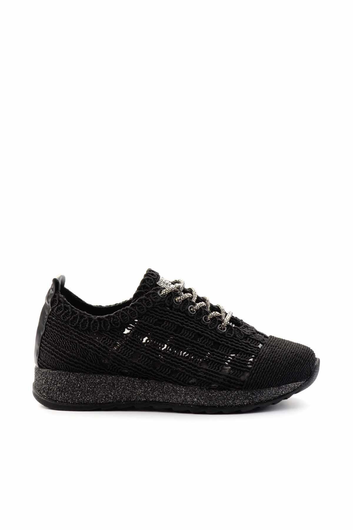 Siyah  Kadın Sneaker K01461055516