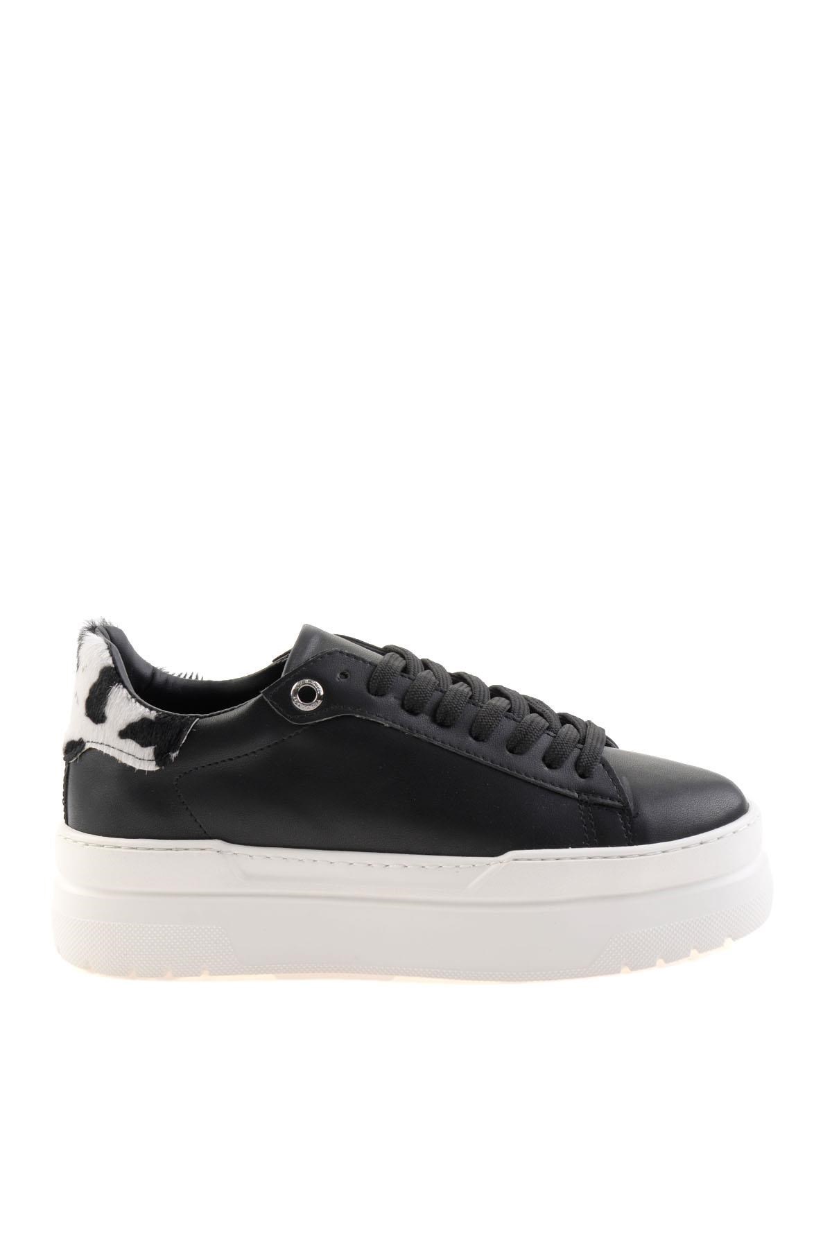 Siyah  Kadın Sneaker K01791072409