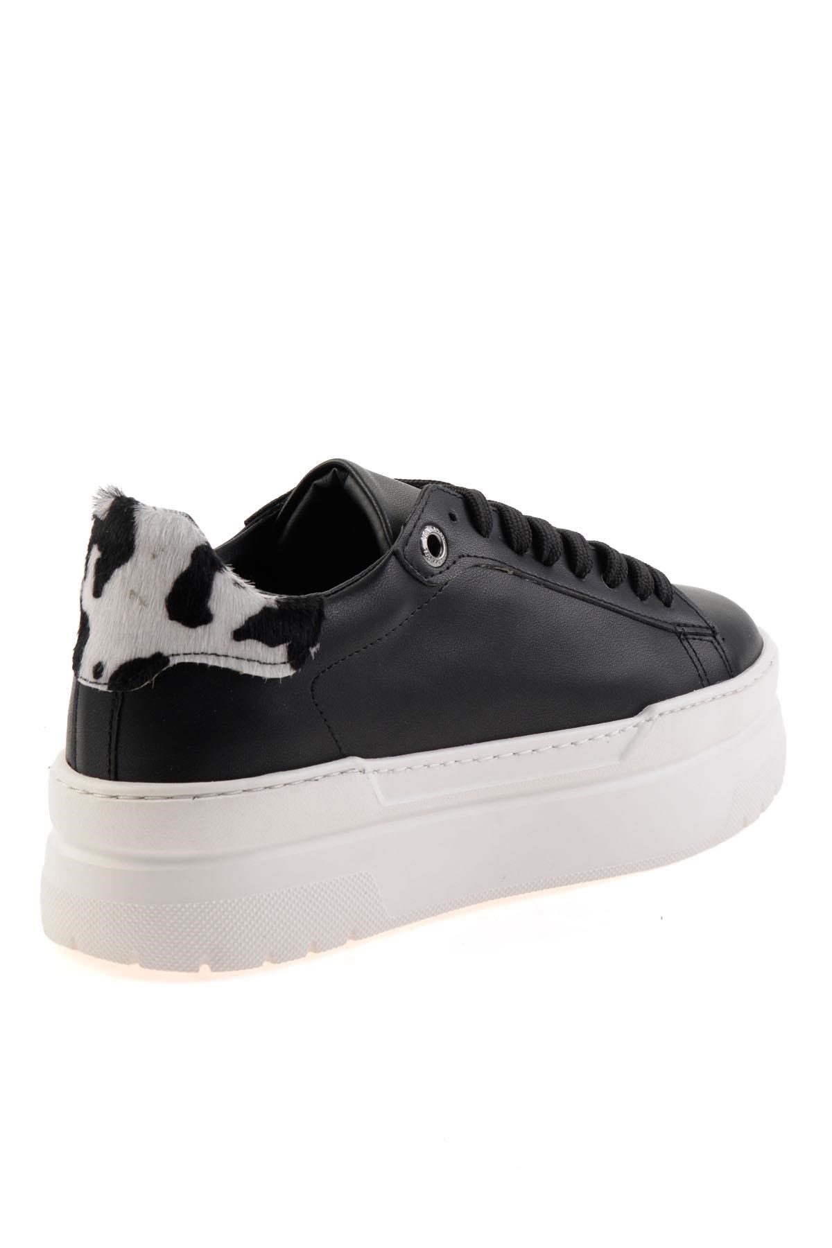 Siyah  Kadın Sneaker K01791072409