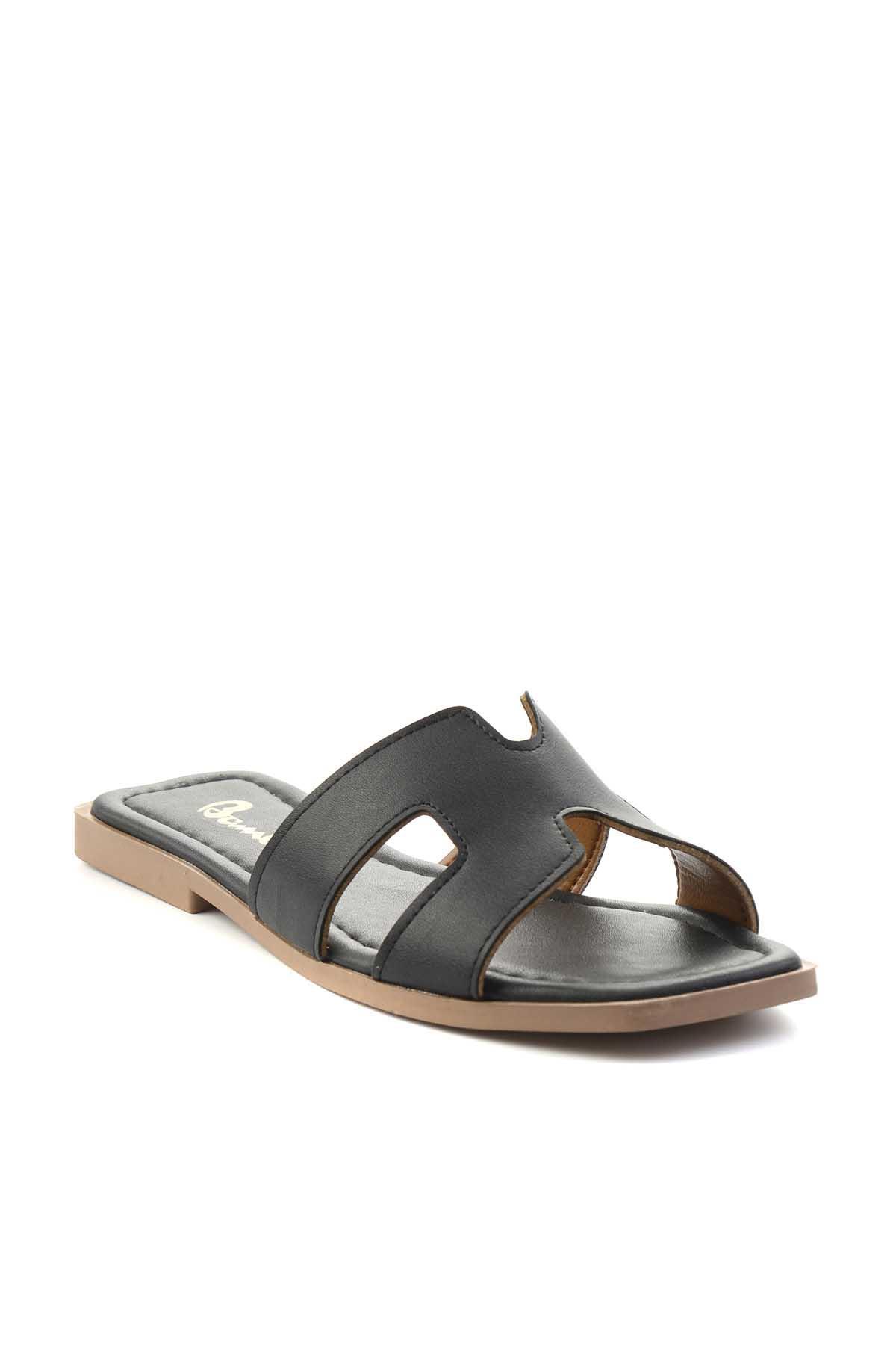 Siyah  Kadın Terlik K04956110009