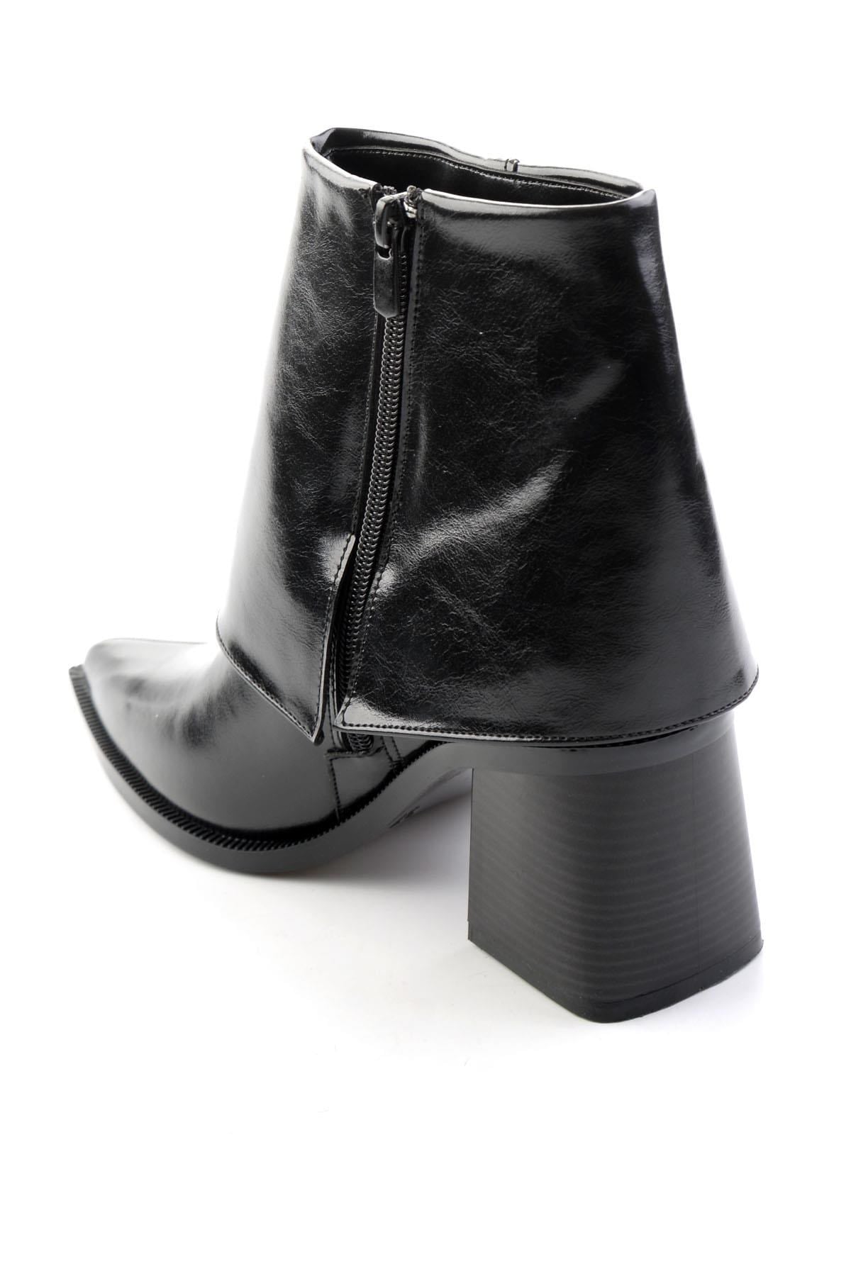 Siyah Kırışık  Kadın Bot & Bootie K02565060042