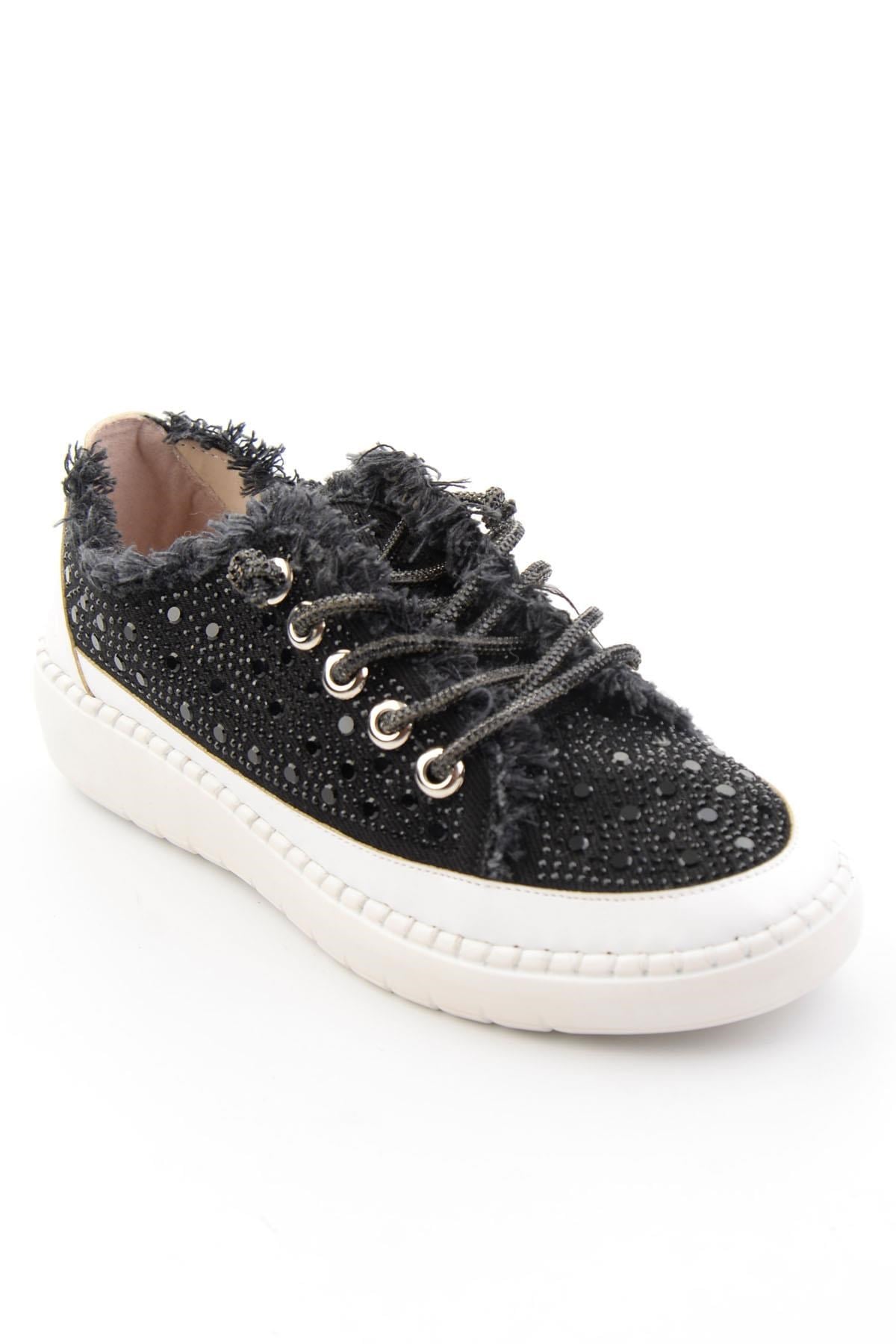 Siyah Kot  Kadın Sneaker K01309000318