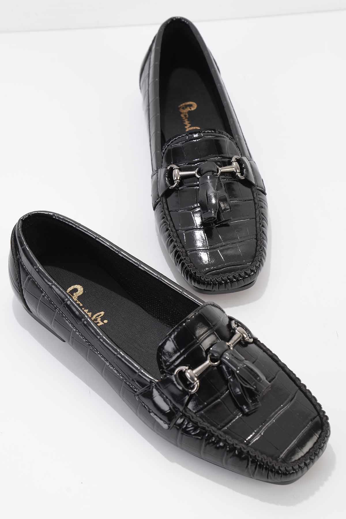 Siyah Kroko  Kadın Loafer Ayakkabı K01542030311