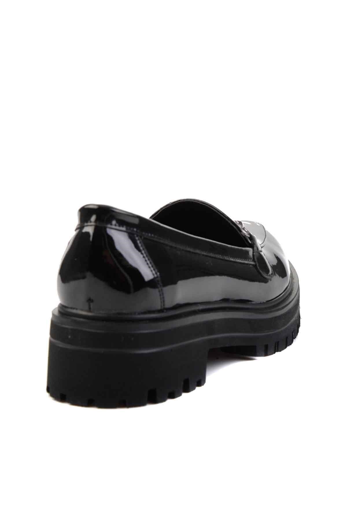 Siyah Rugan  Kadın Loafer Ayakkabı M0538012598