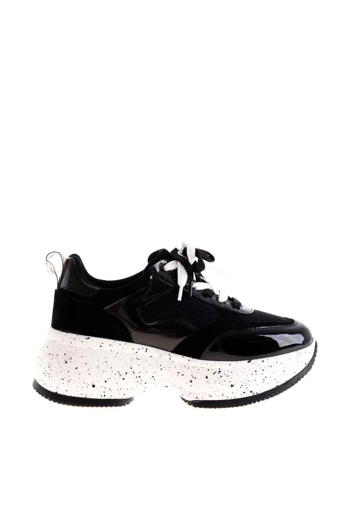 Siyah Rugan  Kadın Sneaker K0541104198