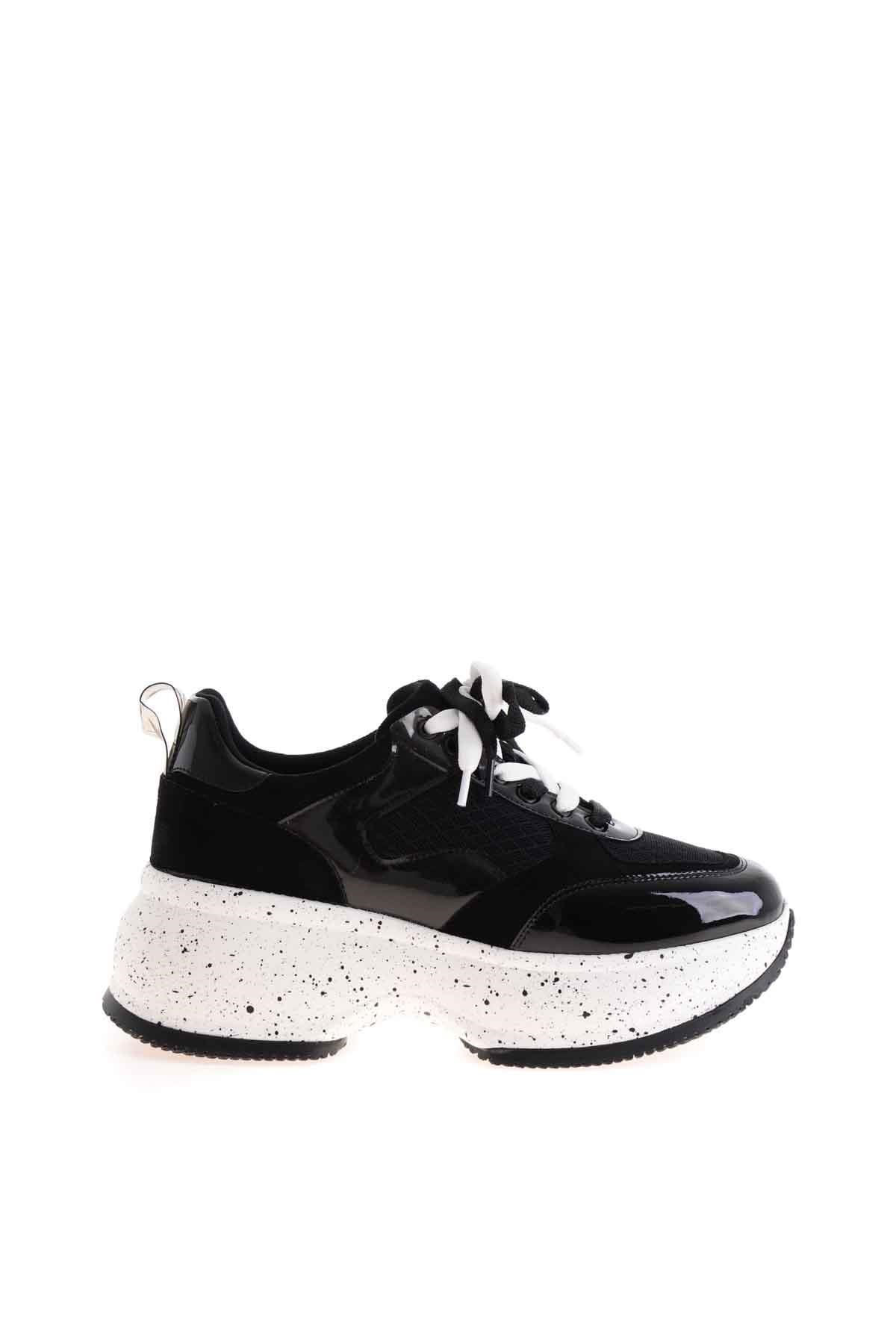 Siyah Rugan  Kadın Sneaker K0541104198