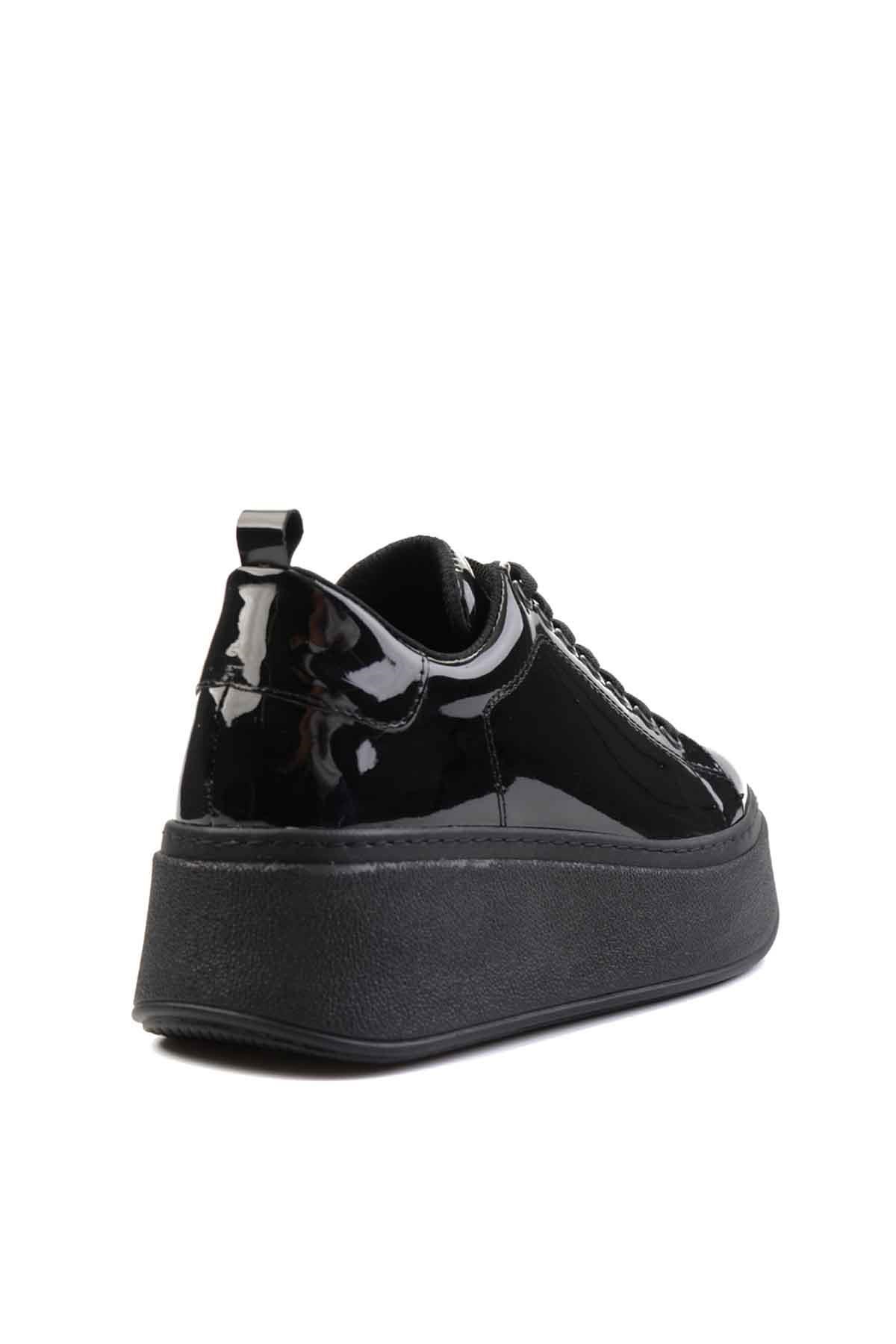 Siyah Rugan  Kadın Sneaker M0570040098