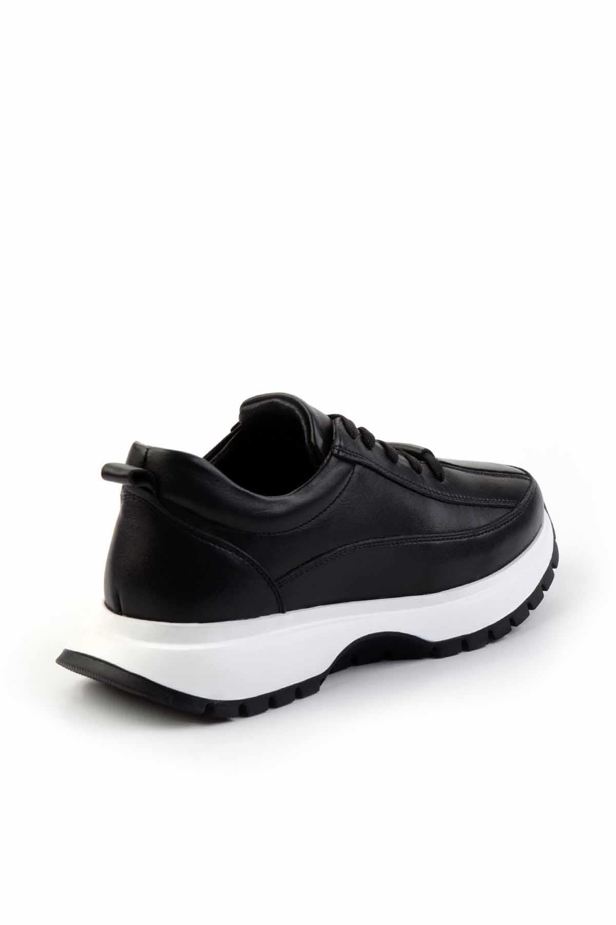 Siyah Siyah Hakiki Deri Kadın Sneaker K01048002103