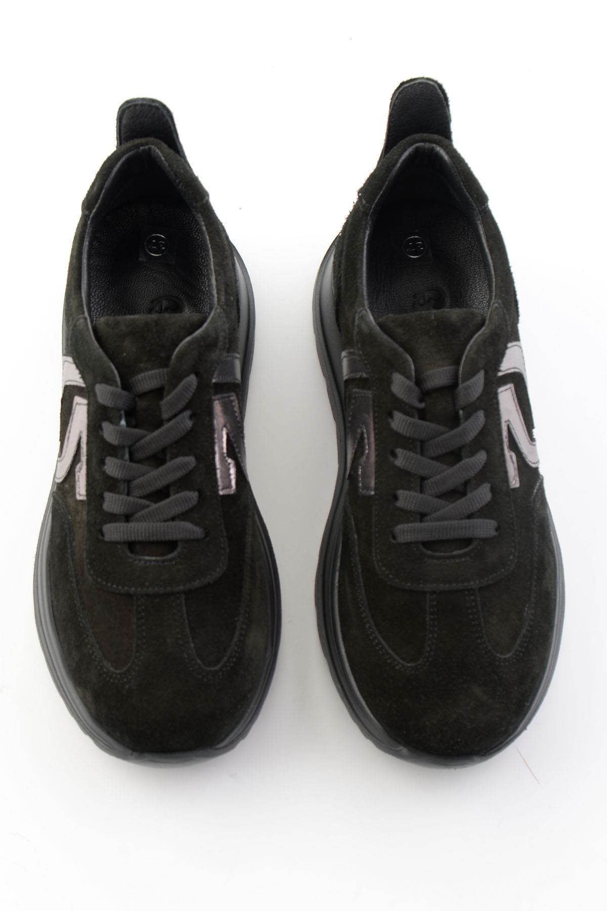 Siyah Süet Hakiki Deri Kadın Sneaker K01753050902