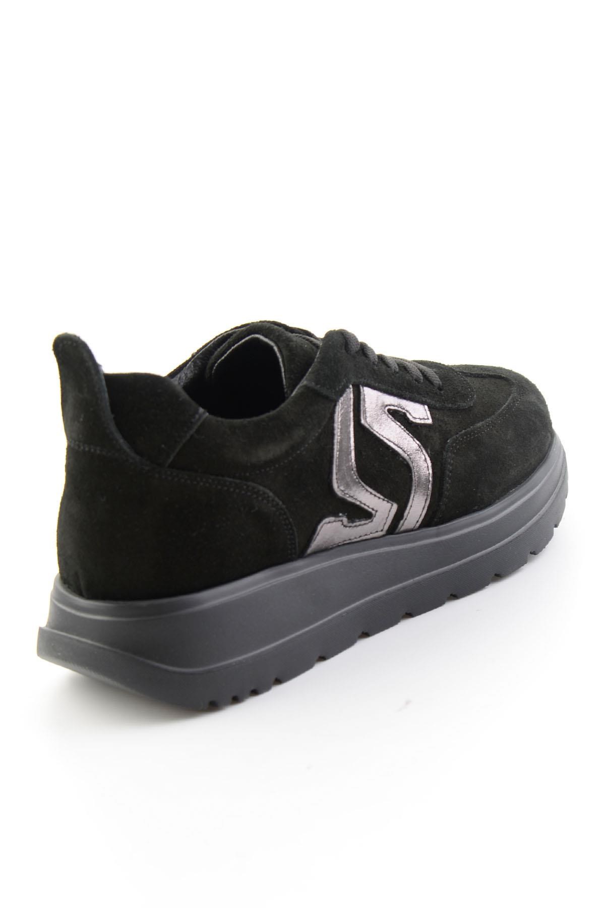 Siyah Süet Hakiki Deri Kadın Sneaker K01753050902
